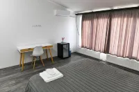 Woolway Studios Hotels in 