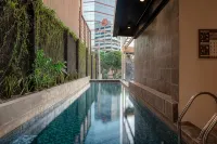 Goldvitel Hotel Surabaya - Romantic