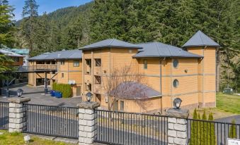 Carson Hot Springs Resort & Spa