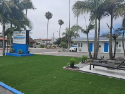 卡拉菲亞海灘酒店