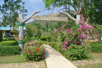 Baanraisooksangchan Hotels near Kaeng Krachan Dam