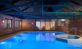 RiverBeds - Luxury Wee Lodges with Hot Tubs