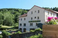Logis Hôtel Restaurant les Cévennes Hotel di Thueyts