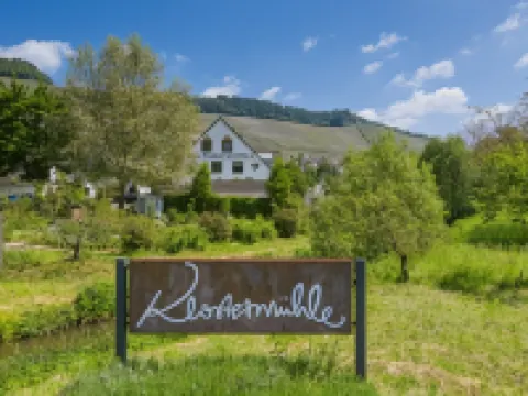 Weinhotel Restaurant Klostermühle Hotels in Ockfen