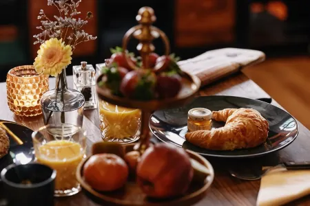 18Arts Hotel - Living in a Gallery!