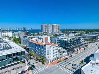 جلوبال لاكشري سويتس آت ذي أبيكس ميامي فنادق في 