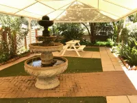 The Solomon Guest House - parking