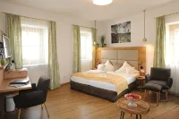Wander Und Aktiv Hotel Rösslwirt Hotels in Neukirchen beim Heiligen Blut