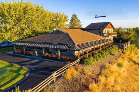 Moses Lake Golf Retreat @Moses Pointe Golf Course Hot Tub Sauna Pizza Oven