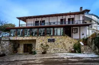 Guesthouse Mavrodimos Hoteles cerca de Museo Arqueológico de Delfos
