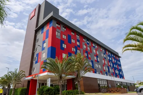 Ibis Porto Alegre Assis Brasil Hotels in Gravatai