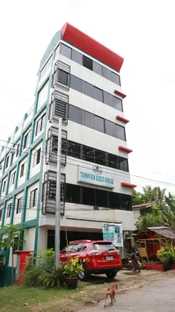 Townview Guest House Отели в г. Larena