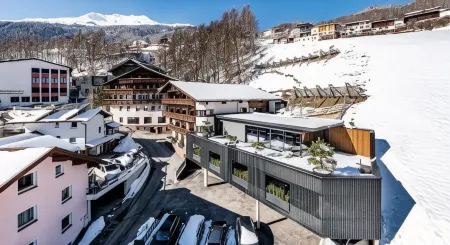Hotel Alpina Sölden - Adults Only Отели в г. Zwieselstein