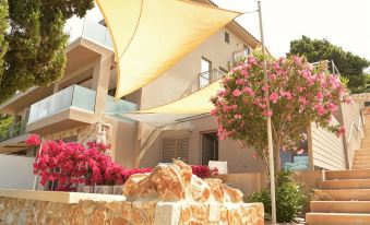 Core Luxury Suites