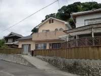 未來霓虹旅館