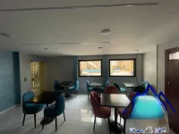 King Tout Pyramid Hotels in Oula