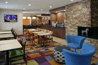 Fairfield Inn & Suites Detroit Farmington Hills Hotels in Farmington Hills