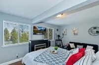 Cozy 3-Bedroom A-Frame Cabin Near Lake Arrowhead and Snow Valley Arrowbear Lake附近的飯店