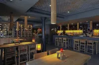 Millennium Downtown Abu Dhabi - Bares