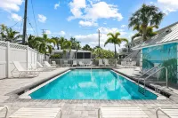 The Ringling Beach House Hotels in Siesta Key
