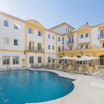 Hotel Macià Alfaros Hotels near Plaza de la Corredera