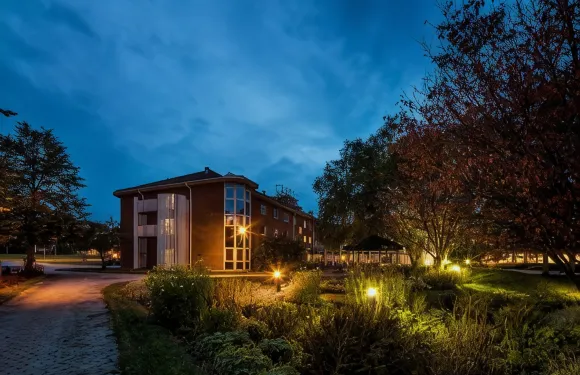 烏洛夫斯特倫第一酒店