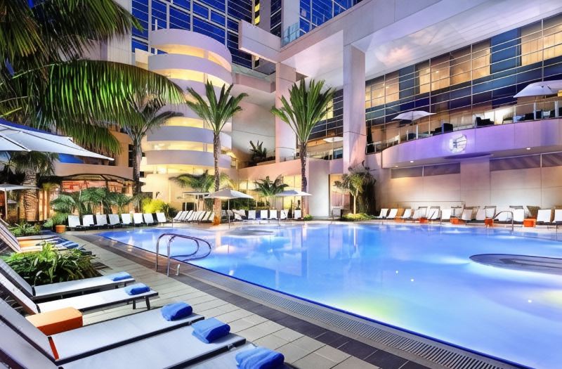 Hilton San Diego Bayfront photo 4