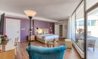 Liwan Hotel