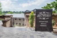 The DuBoirs Boutique Guest House - مسبح خاص