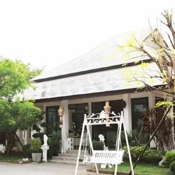 Rittiboon Vintage Hotel