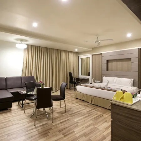 Hotel Abode Отели рядом с достопримечательностью «NTR Сад»
