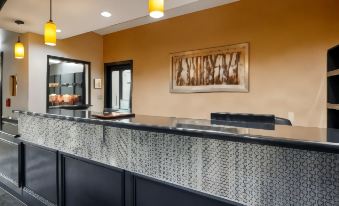 Best Western Plus Northwest Inn  Suites