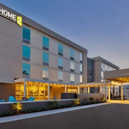Home2 Suites by Hilton Wilmington Wrightsville Beach Отели в г. Нью-Хановер