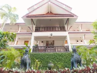 Nak Nakara Hotel Hotels near Centre Point Night Bazaar