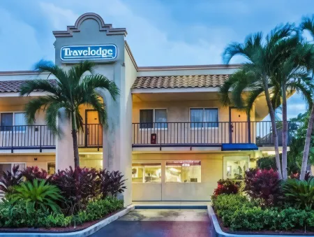 Motel 6 Riviera Beach, FL