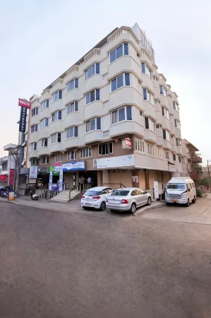 Mannars Residency Отели рядом с достопримечательностью «Больница Кришна Раджендра»