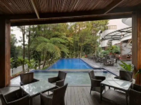 House Sangkuriang Hotels in Coblong