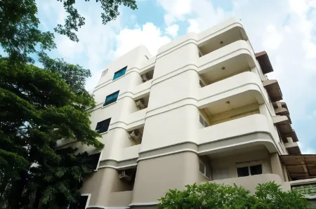 Baan Boonanan Apartment