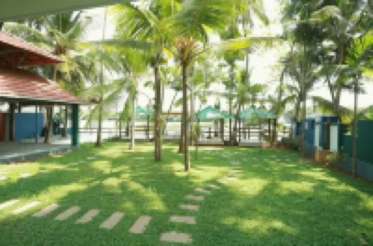 Vista Al Rio Hotels in 