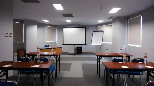 Mooz Hotel Surabaya - Jemursari Dành cho công việc Photos