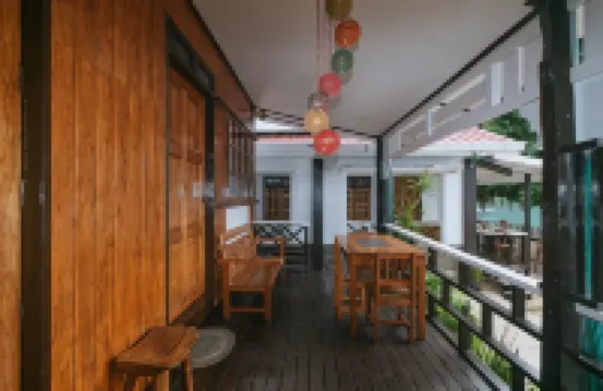 RedDoorz @ Tandikan Beach Cottages
