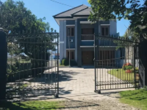 Modern House Yia Hotéis em Temon