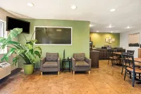 SureStay Plus Hotel by Best Western Bettendorf - Pools