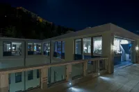 SeePort Hotel