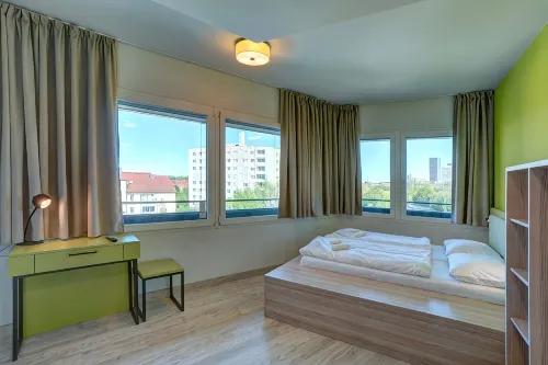 Meininger Hotel München Olympiapark - ที่มีอ่างอาบน้ำ