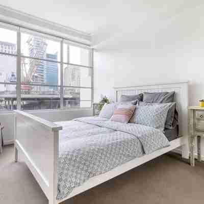 A Stylish & Comfy Apt Next to Darling Harbour Rooms