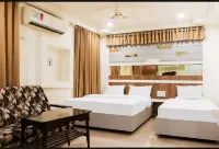 Hotel Menaka - 3-Star