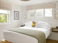 The Penny Lane Hotels in Hampton Bays