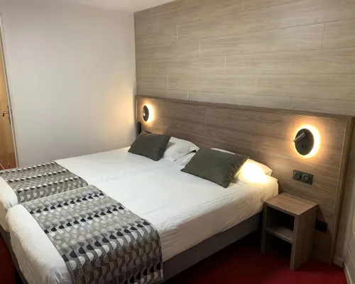 Logis Hotel le Lac Hotels in Embrun