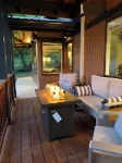 4 Acre Hiker's Nature Sanctuary in town - Bungalows
